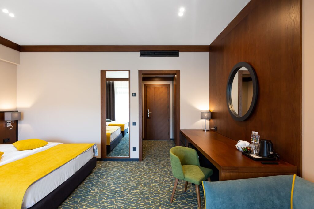 Тримісний номер Panorama з балконом