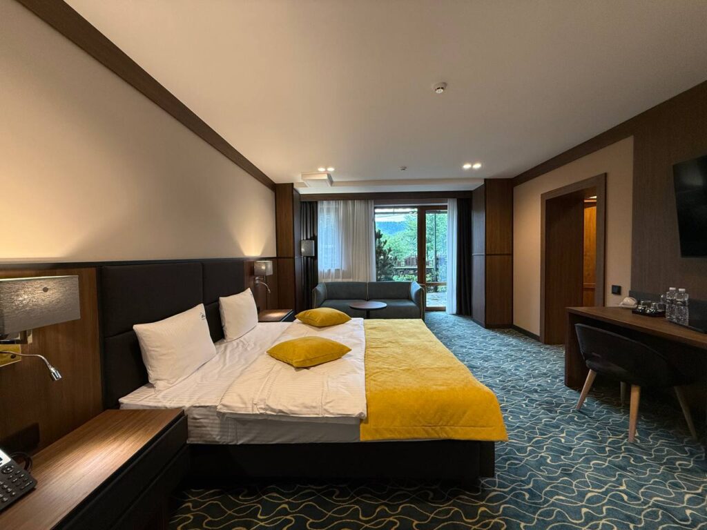 Апартаменти №5