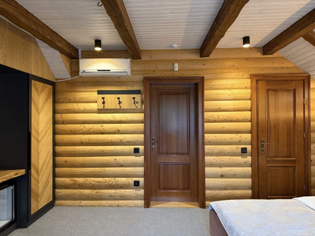 Апартаменти №8