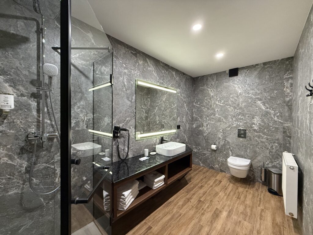 Апартаменти №6