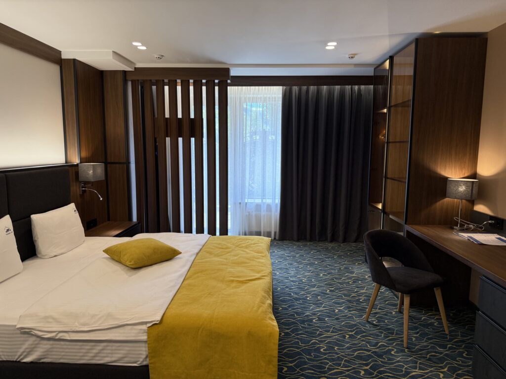 Апартаменти №6