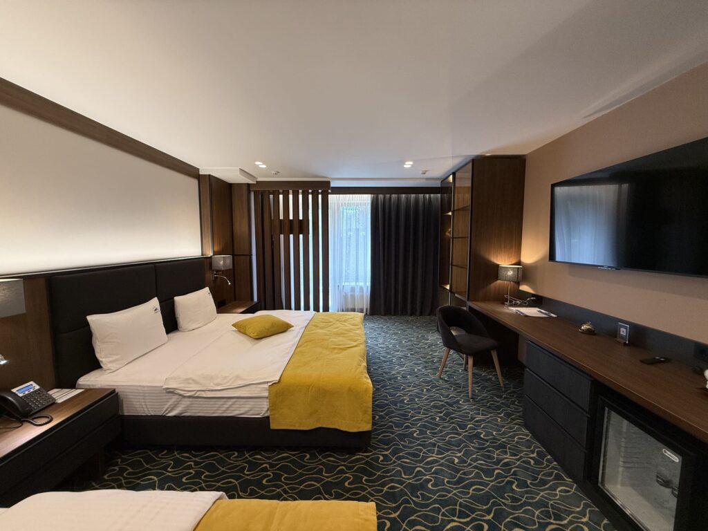 Апартаменти №6